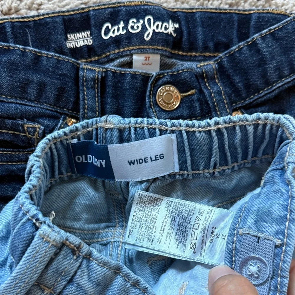 Toddler Girls Denim and Corduroy Pants Set 2T - Picture 9 of 9